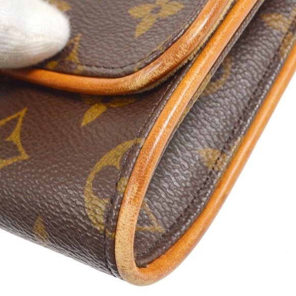 LOUIS VUITTON POCHETTE - AUTHENTIC - Picture 3 of 10